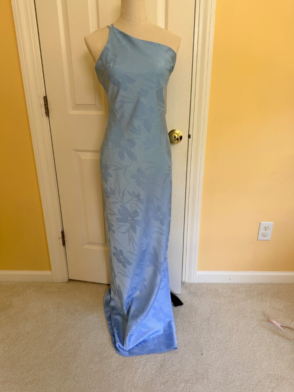 Lulus One-Shoulder Light Blue Floral Dress, sz M